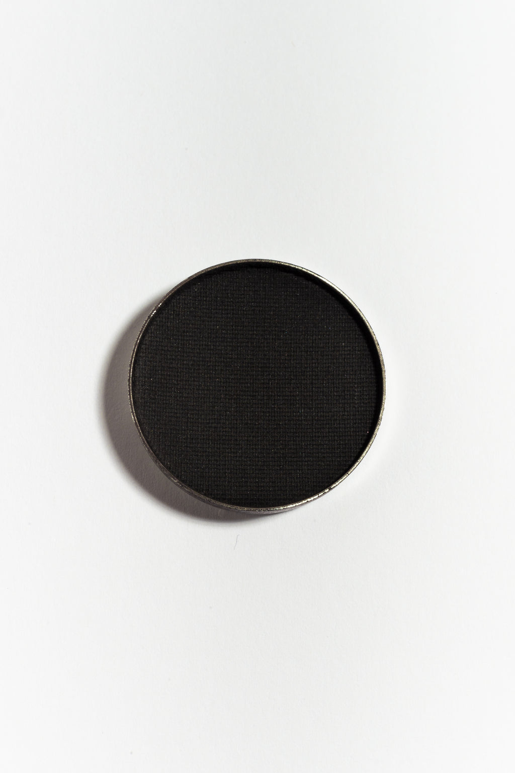 Eye shadow pan in Blackest Black