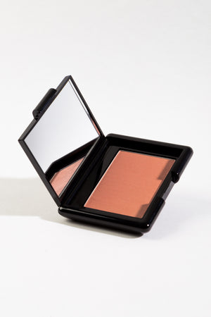 Blush Compact in Cuddle